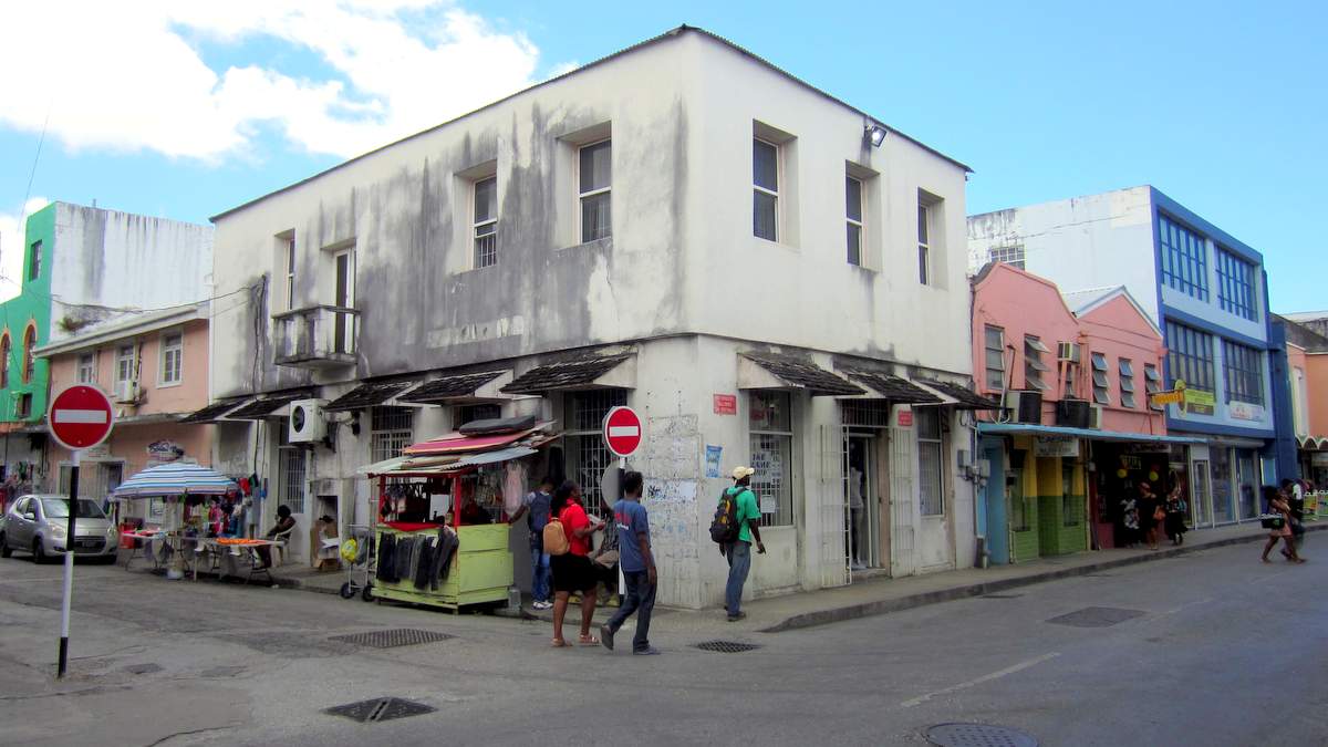 BAR 1786.JPG