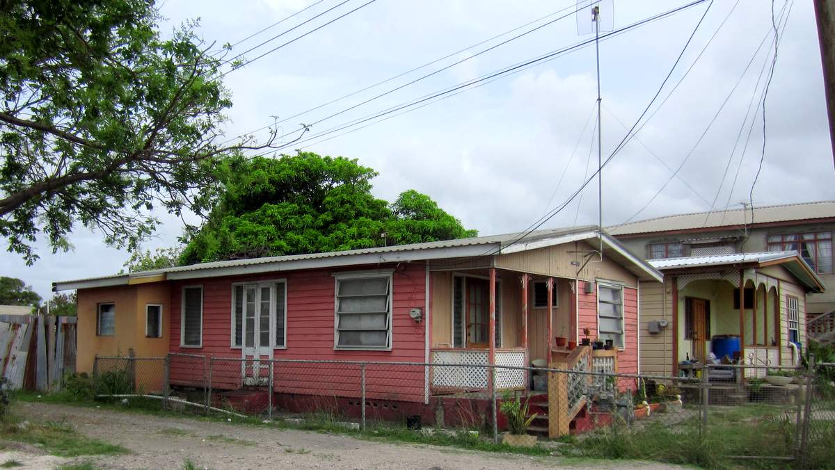 BAR 2041.JPG